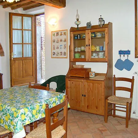 Apartment Locazione Turistica Santa Croce - Elisabetta San Salvatore a Pilli